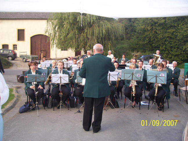 MORTINSART, Concert