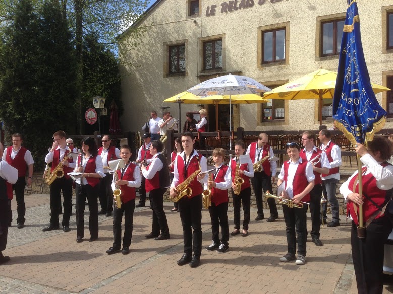 ETALLE,  Défilé des communions