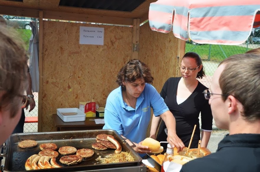  ETALLE, Brocante, Barbecue géant, animation musicale