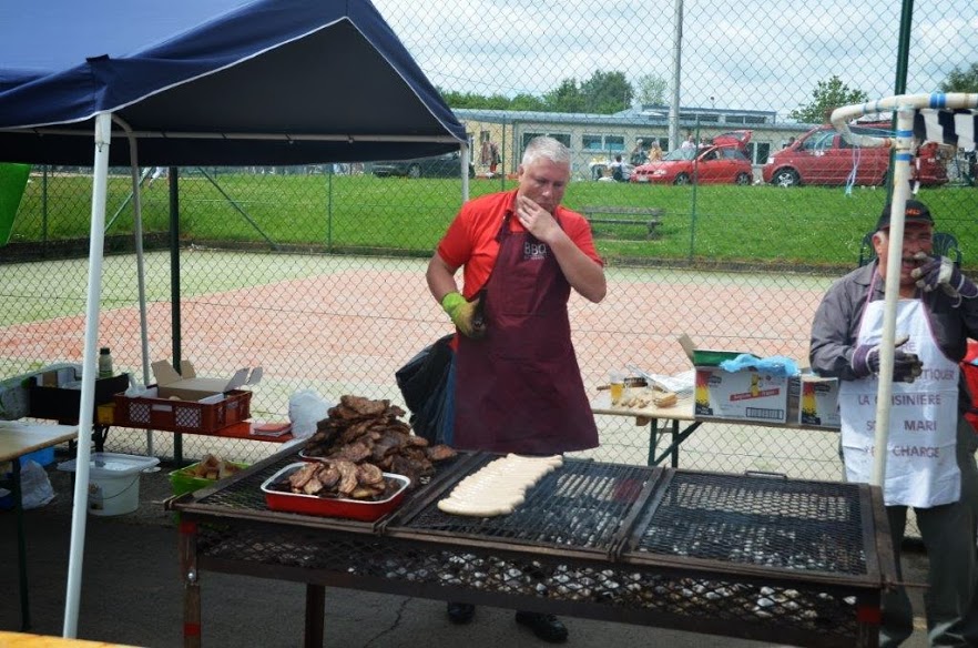  ETALLE, Brocante, Barbecue géant, animation musicale