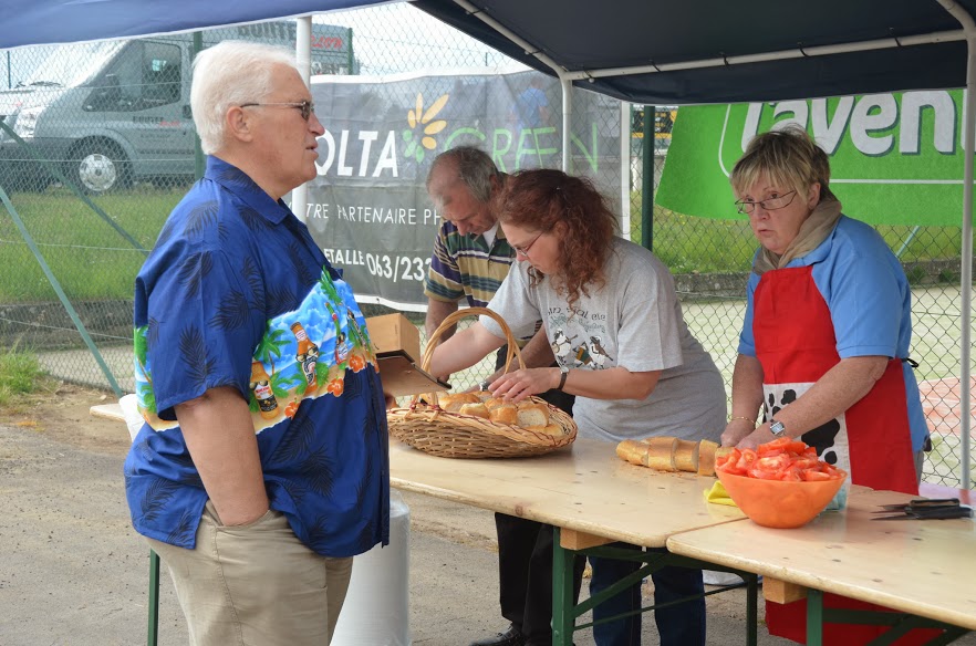  ETALLE, Brocante, Barbecue géant, animation musicale