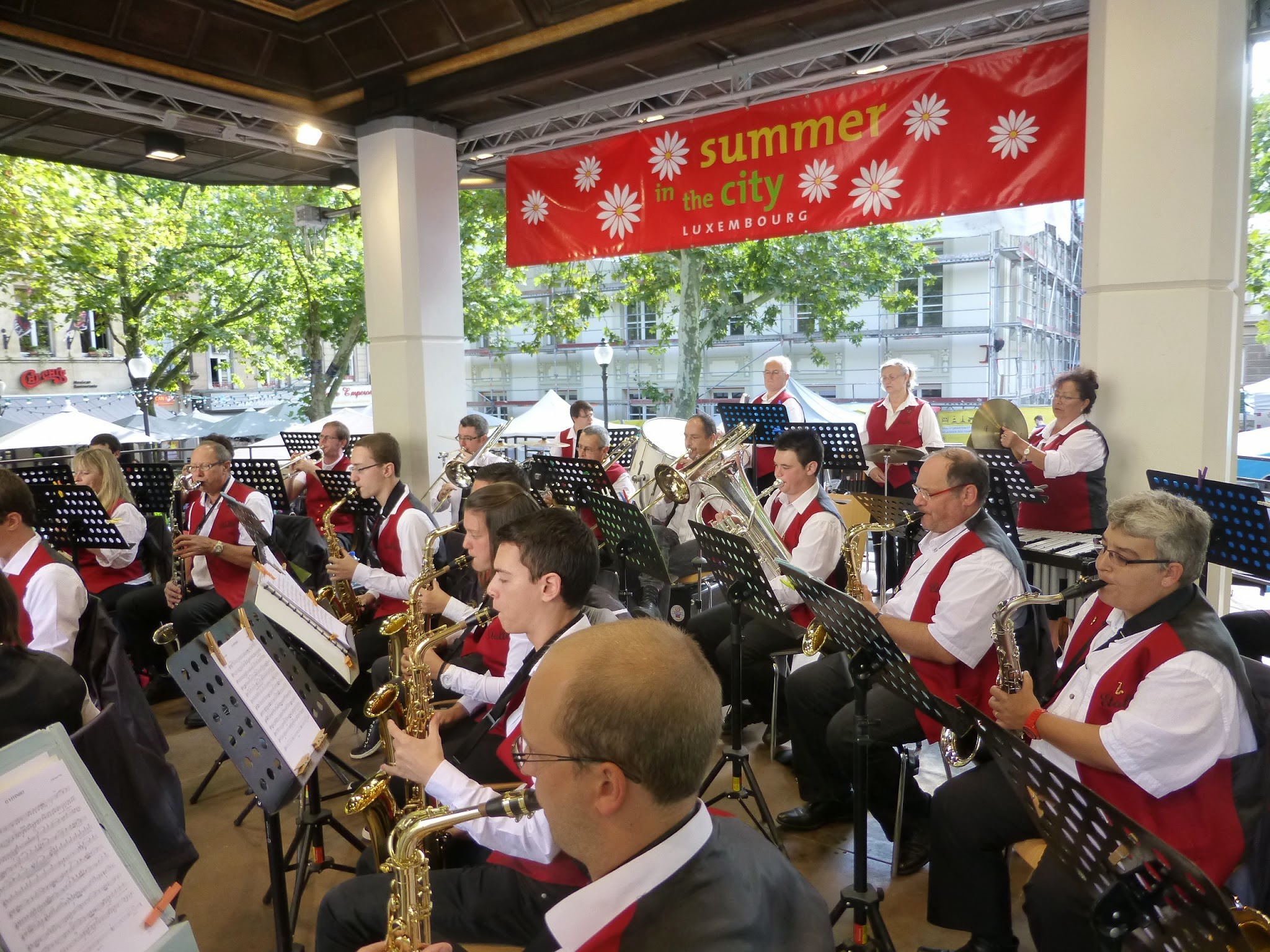 LUXEMBOURG,  Concert (Place d'Armes)