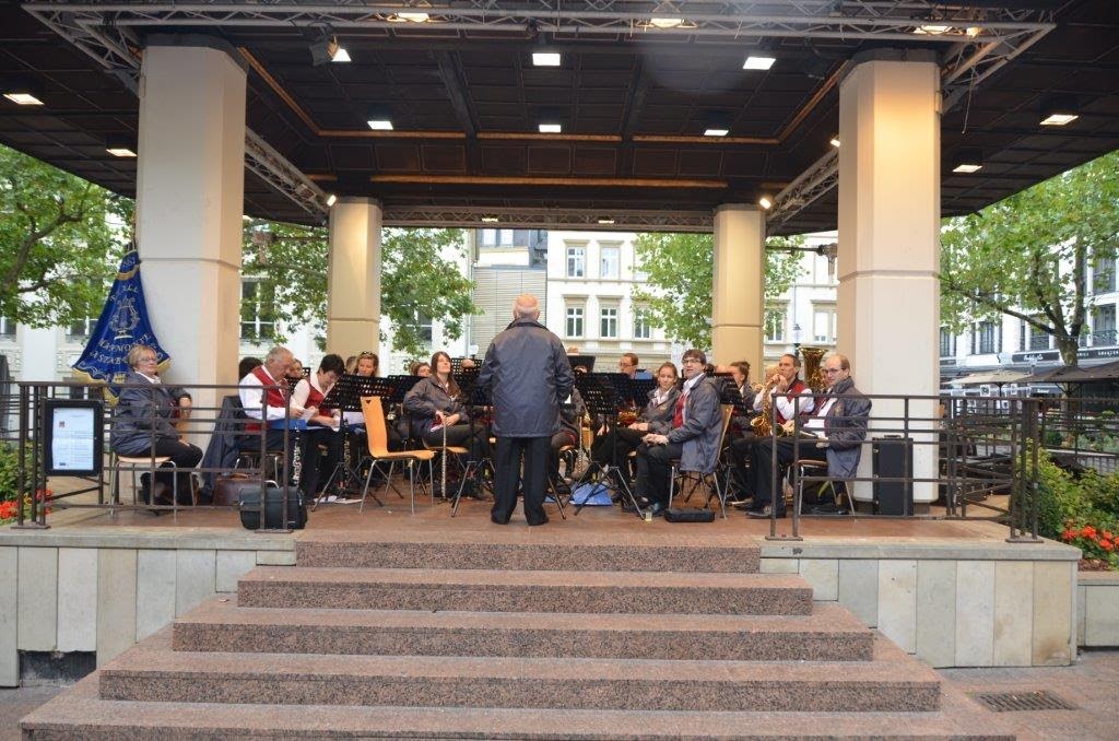 LUXEMBOURG (Place d'Armes),  Concert