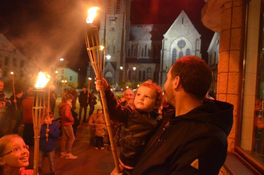 ETALLE,  Retraite aux flambeaux, soirée bières spéciales et blind test